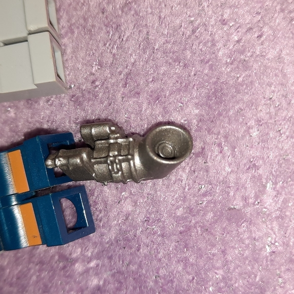 Lego Toys 3 and 1/2 men - Picture 7 of 8